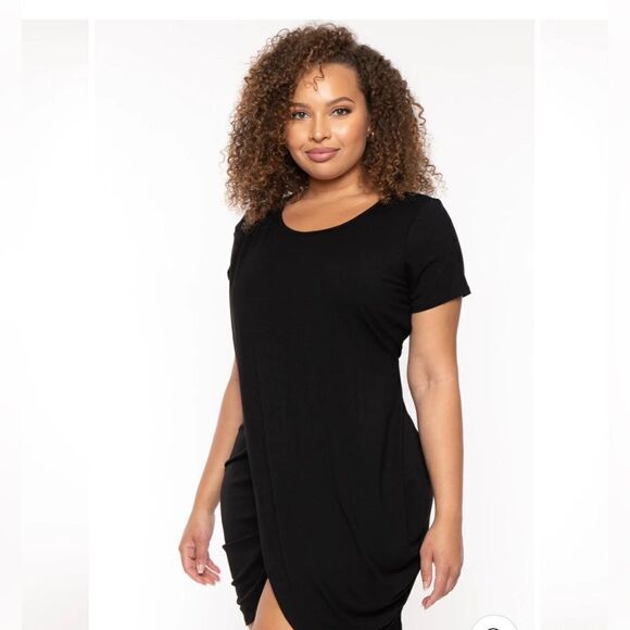 CURVY SENSE PLUS SIZE DOLLEY TULIP
MINI DRESS -BLACK - Picture 2 of 4